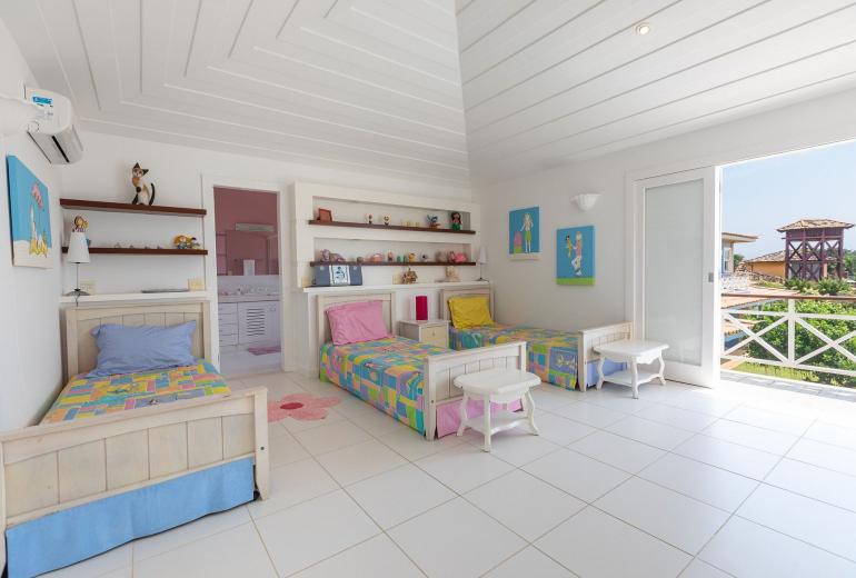 Buz043 - Villa de luxe avec piscine en front de mer à Buzios