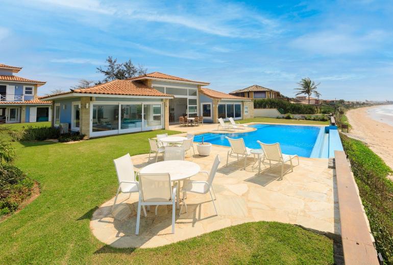 Buz043 - Villa de luxe avec piscine en front de mer à Buzios