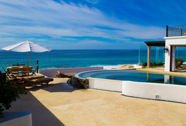 Cab004 - Luxurious sea front villa in Los Cabos