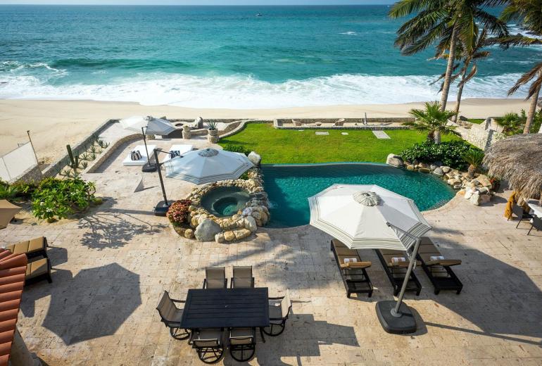 Cab007 - Beautiful 5 bedroom oceanfront villa in Los Cabos