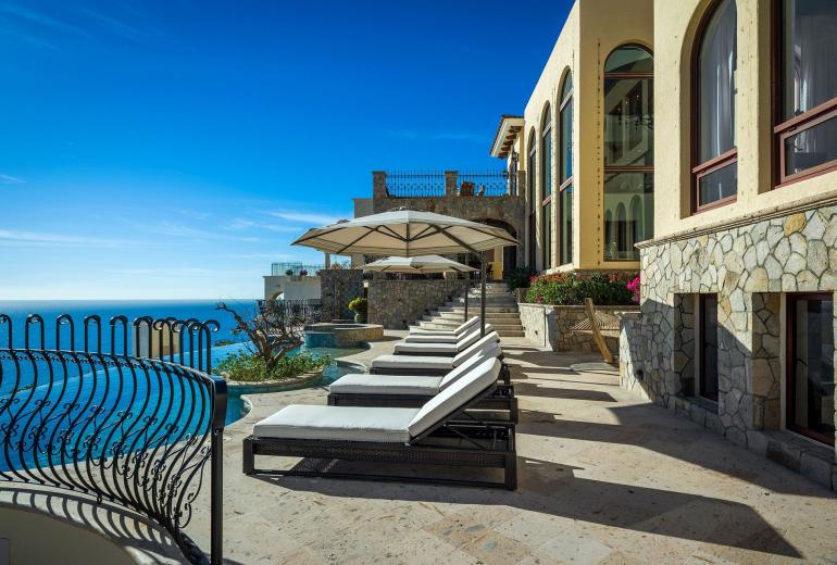 Cab008 - Luxurious villa with ocean view in Los Cabos
