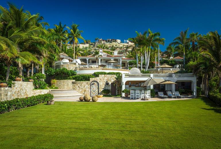 Cab010 - Luxurious villa with spa and pool in Los Cabos