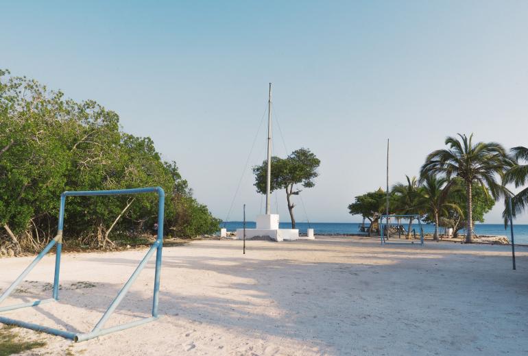 Car001 - Villa de plage avec piscine sur l'île de Tintipan