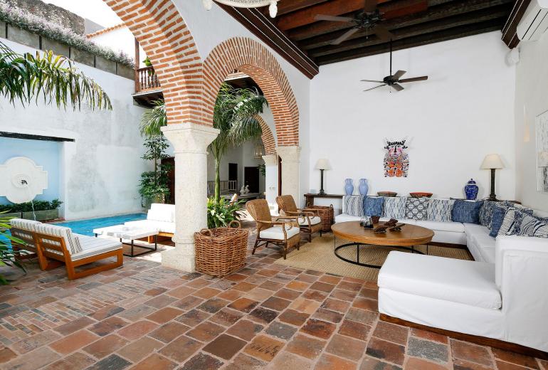 Car011 - Magnífica casa colonial con piscina en Cartagena