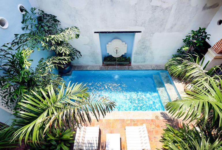 Car011 - Magnificent colonial house with pool in Cartagena