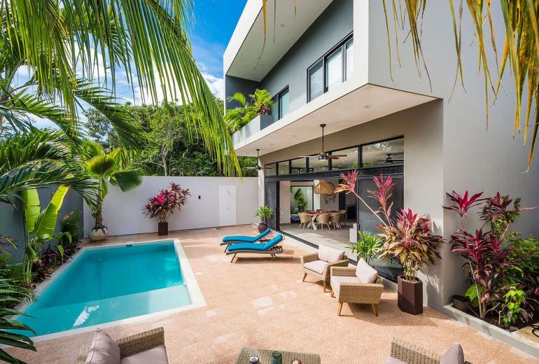 Tul013 - Beautiful triplex house with pool in Tulum