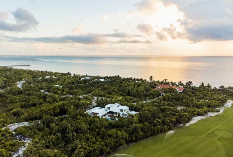 Can001 - Magnífica villa con piscina en Cancún