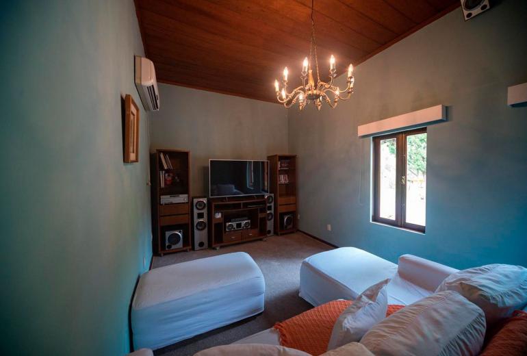 Ita004 - Beautiful house in Itaipava for 24 people