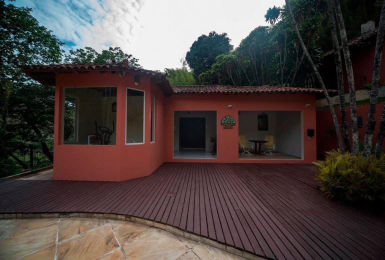 Ita004 - Linda casa em Itaipava para 24 pessoas