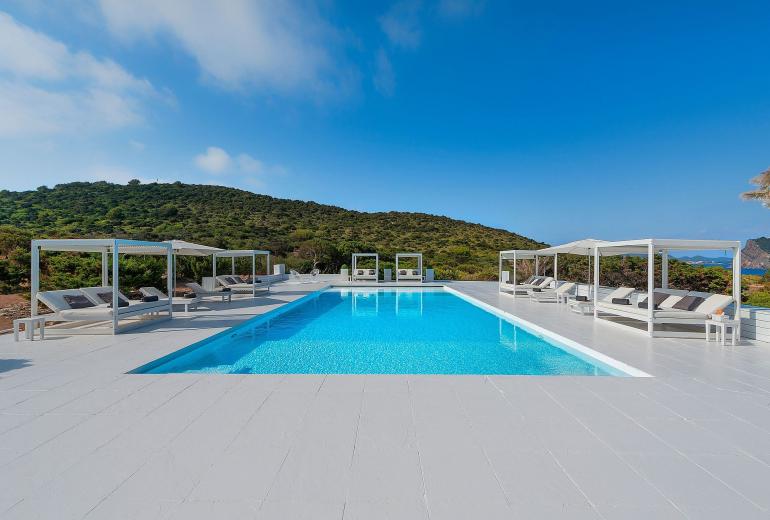 Ibi001 - Luxury private island in Ibiza
