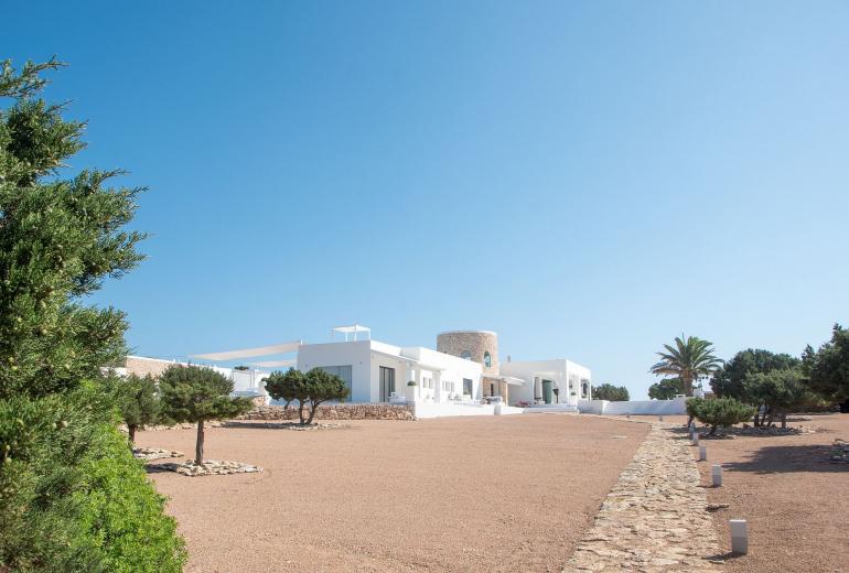 Ibi001 - Luxury private island in Ibiza