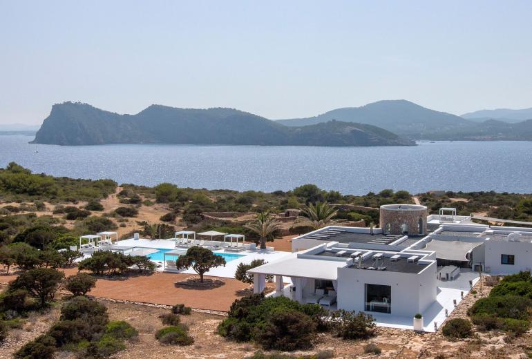 Ibi001 - Luxury private island in Ibiza