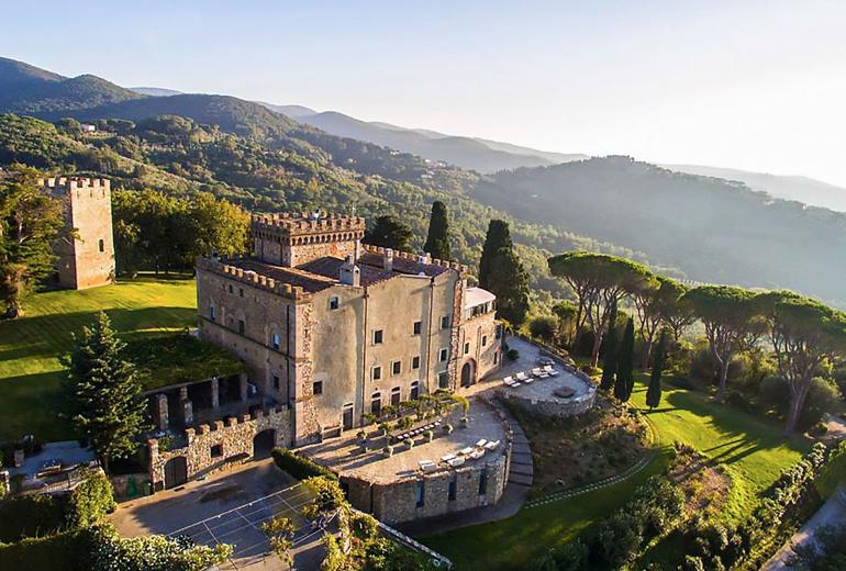 Tus001 - Belo castelo na Toscana