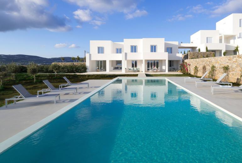 Cyc056 - Villa luxuosa em Paros