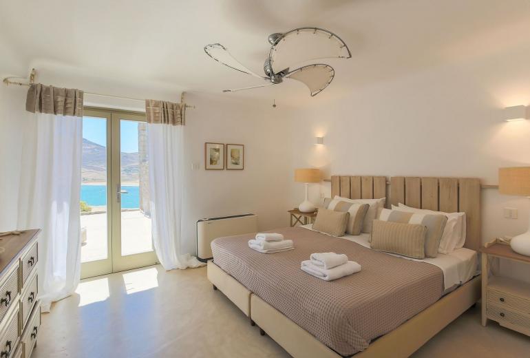 Cyc022 - Villa sur la plage dorée, Mykonos