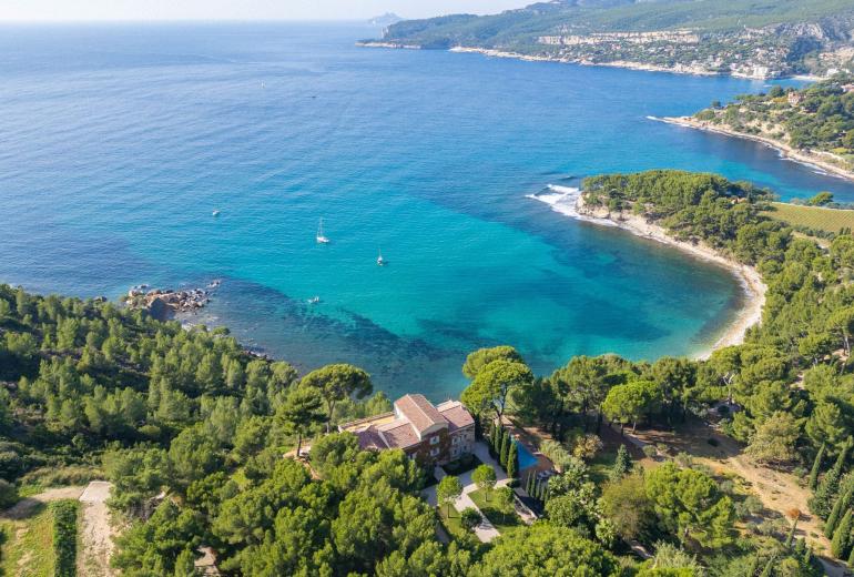 Azu004 - Prestigiosa villa en Cassis