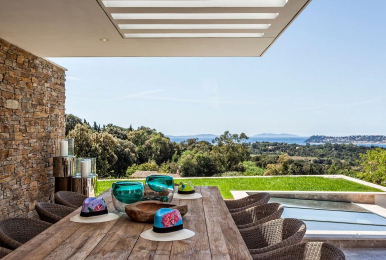 Azu008 - Villa Luxuosa Elegante na Riviera Francesa