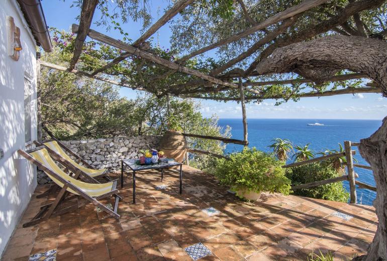 Cam012 - Splendid Amalfi Coast Villa