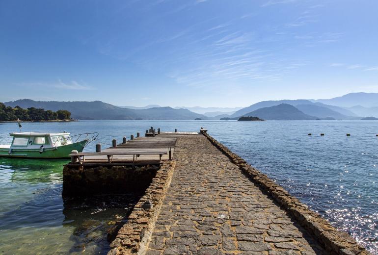 Ang101 - Isla en Angra dos Reis