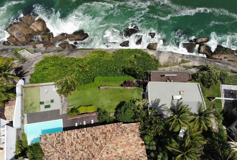 Rio014 - Belle villa avec vue sur la mer à Joatinga