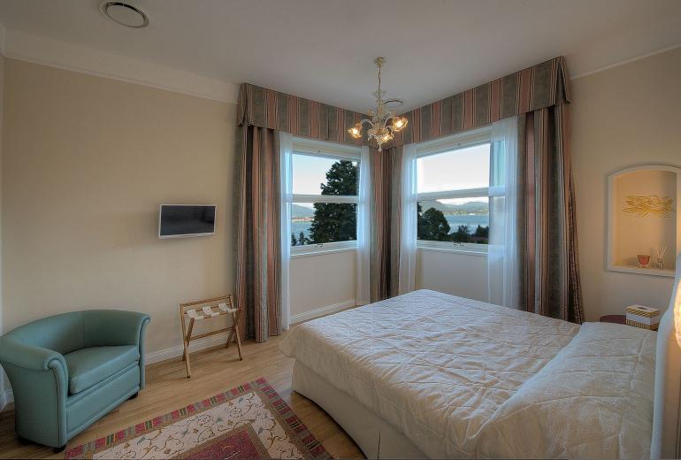Pie005 - Villa with a view over Lake Maggiore, Baveno