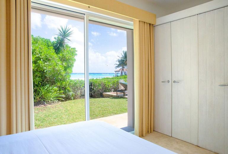 Pcr011 - Extraordinary luxury beachfront villa in Playa del Carmen