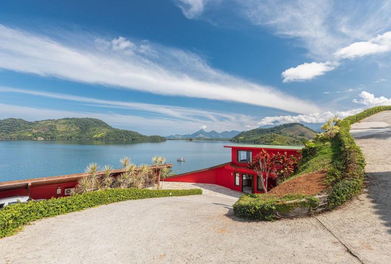 Ang006 - Magnífica casa frente al mar en Angra