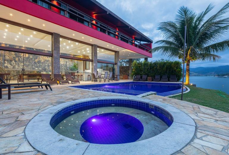 Ang006 - Belle villa de 8 chambres avec piscine à Angra
