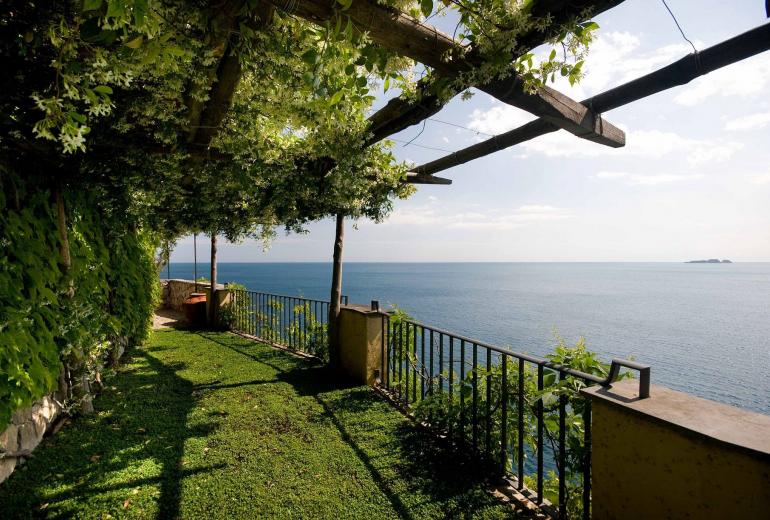 Cam004 - Villa a lo largo de la costa de Amalfi, Campania