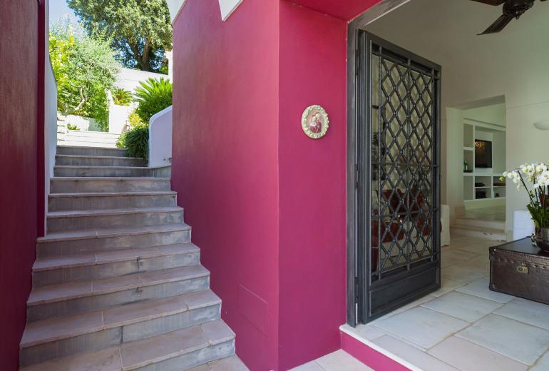 Cam013 - Villa in Capri town, Campania