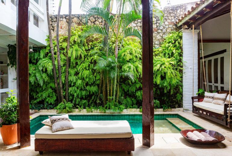 Car083 - Hermosa villa con piscina y 3 suites en Cartagena