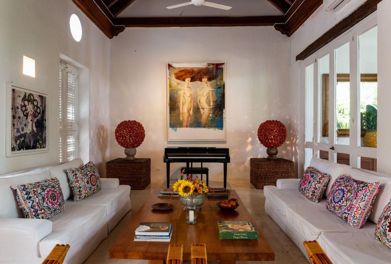 Car083 - Charming villa with pool and 3 suites in Cartagena