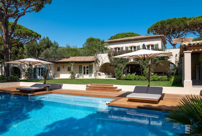 Azu021 - Villa provençale à St Tropez, Côte d'Azur