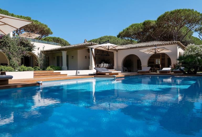 Azu021 - provencal Villa in St Tropez, French Riviera