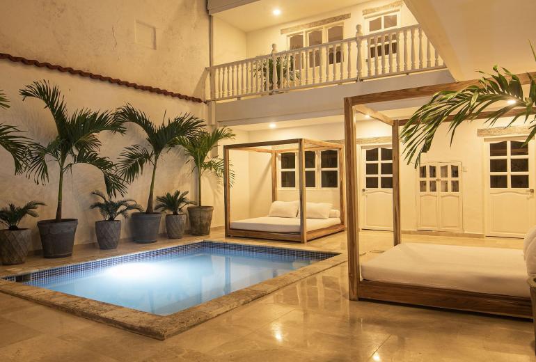 Car102 - Luxury house for rent in the Old City, Cartagena