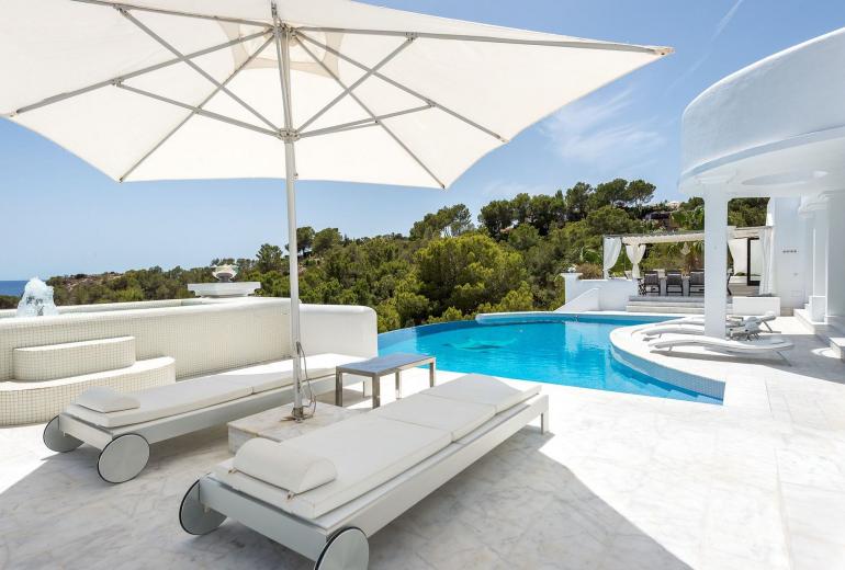 Ibi016 - Beautiful Villa in Ibiza