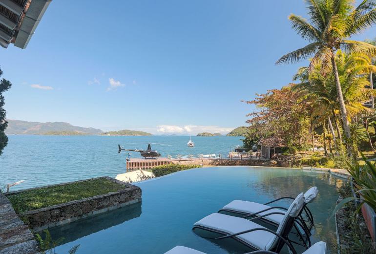 Ang017 - Magnifique villa insulaire à Angra dos Reis