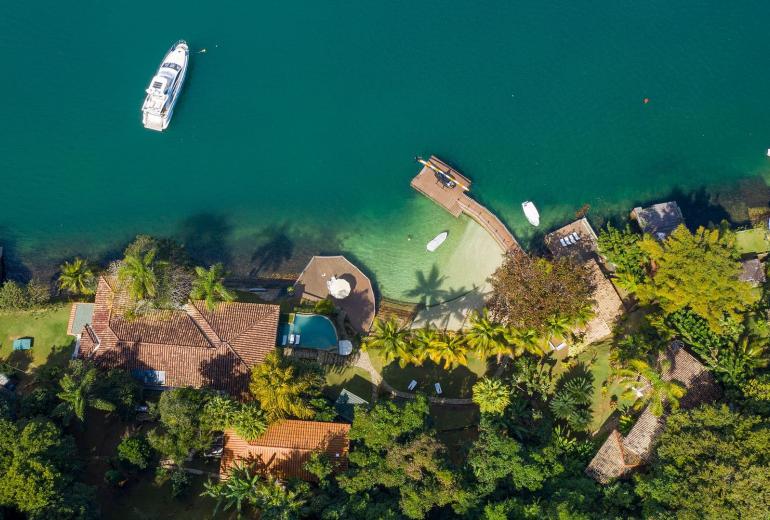 Ang017 - Magnifique villa insulaire à Angra dos Reis