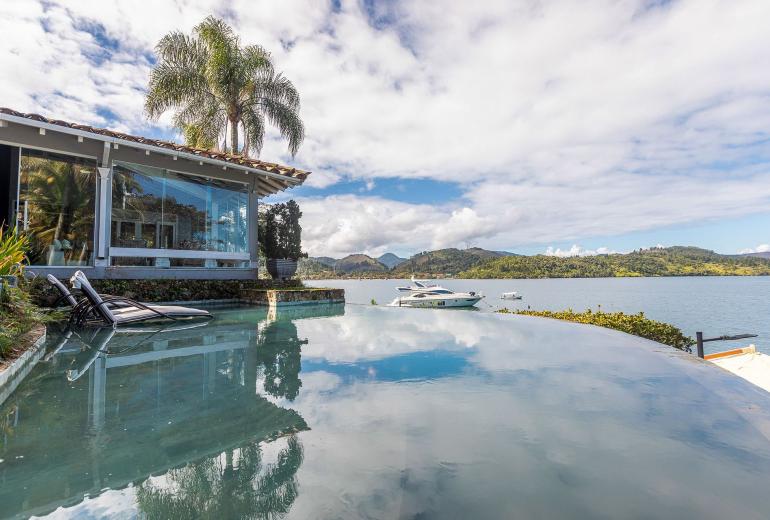 Ang017 - Magnifique villa insulaire à Angra dos Reis