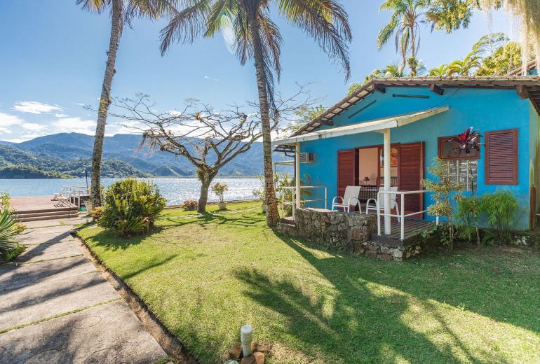 Ang049 - Beautiful house on an island in Angra dos Reis
