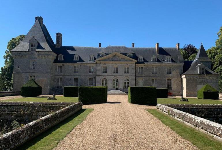Nor002 - Castelo histórico perto de Deauville, Normandia