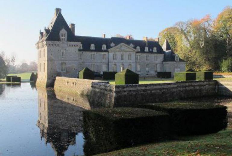 Nor002 - Château historique près de Deauville, Normandie