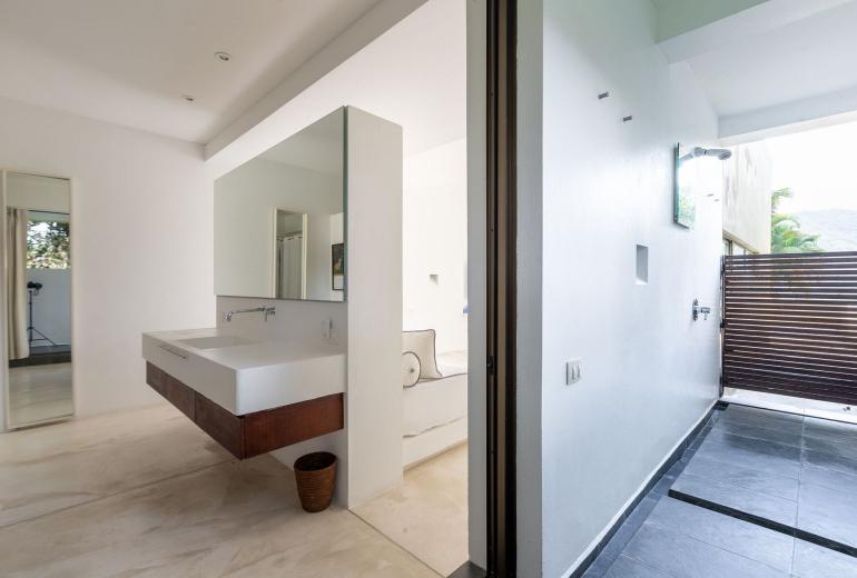 Anp024 - Hermosa casa con piscina y vista a la montaña
