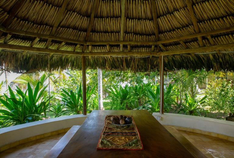 Car123 - Charming waterfront house in Rosario Islands