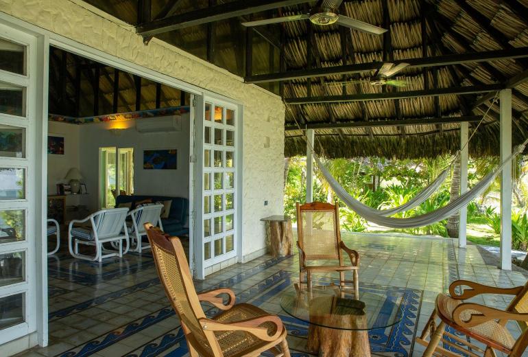 Car123 - Charming waterfront house in Rosario Islands