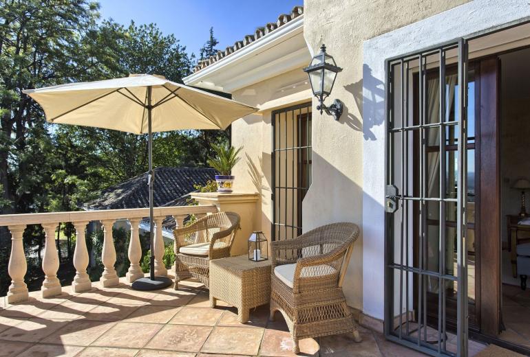 Mbl005 - Villa localizada nas colinas, Marbella