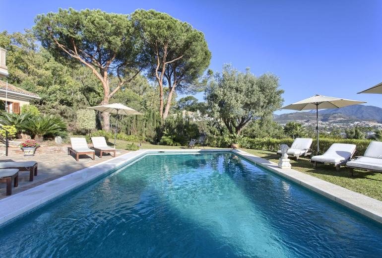 Mbl005 - Villa localizada nas colinas, Marbella