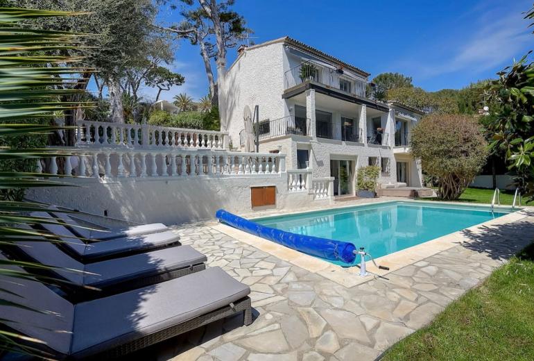 Azu037 - Beautiful Villa with sea view, Cap d'Antibes