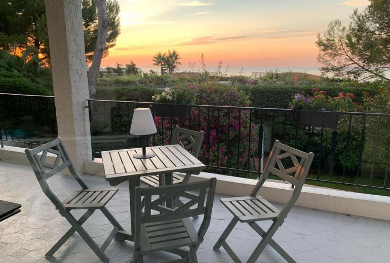 Azu037 - Beautiful Villa with sea view, Cap d'Antibes