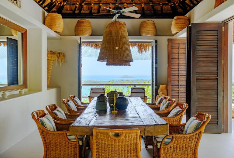 Car082 - Oceanfront villa with pools in Barú